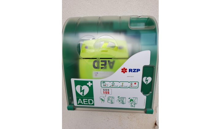 AED defibrilátor v našej obci