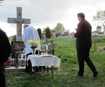Kultúra / 18. máj 2011 Posviacka mramorového kríža na cintoríne