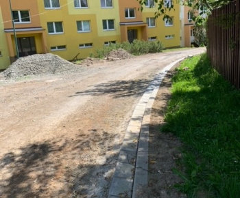 Projekty obce / Program rozvoja vidieka SR 2014-2020 - Rekonštrukcia miestnej komunikácie v obci Štôla - foto