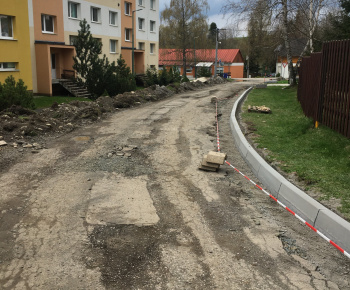 Projekty obce / Program rozvoja vidieka SR 2014-2020 - Rekonštrukcia miestnej komunikácie v obci Štôla - foto