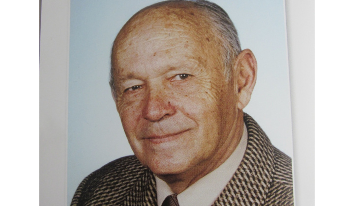 MUDr. Anton Rákay - spisovateľ   - 85 ročný