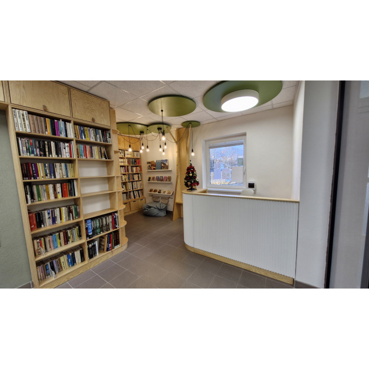 Nové knihy v našej knižnici, otvorenej každú stredu od 16.00 hod do 17.00 hod.  